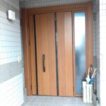 【南国市】玄関ドアカバー工事